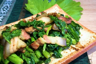 Ba Chỉ Om Kh&oacute;i M&iacute;a X&agrave;o